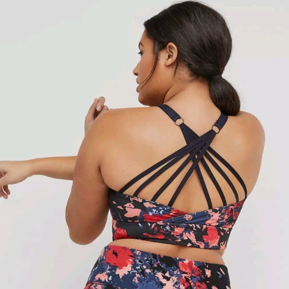 LIVI‎ Low Impact Wireless Sports Bra Strappy Back Floral 18